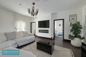 Living Room- click for photo gallery